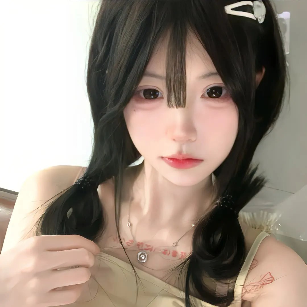 小鼓女